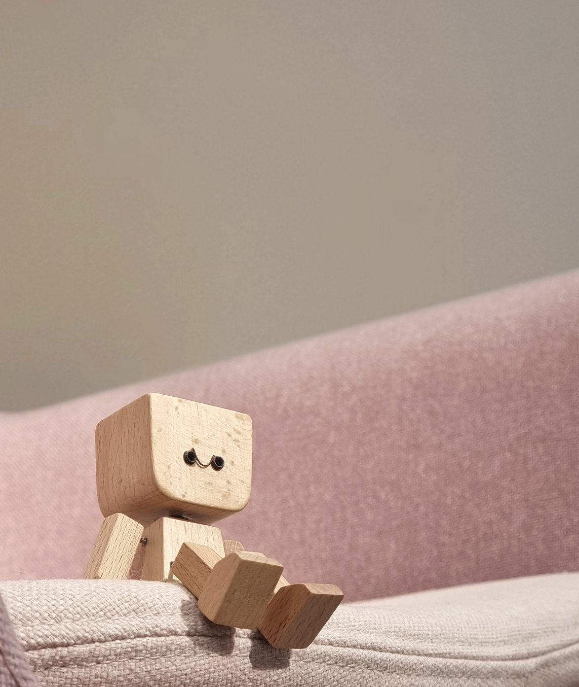Charming Little Wooden Figure That Sways