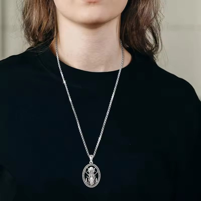 ✨ Moonlight Muse Necklace – 🌙 Vintage Oval Pendant for the Modern Goddess 💫