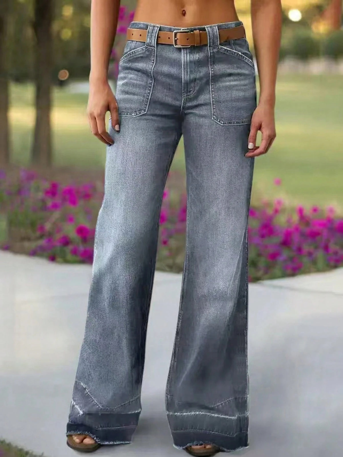 ✨🔥Women's Retro Flare Jeans with Pockets👖