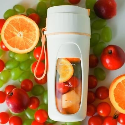 Portable Wireless Blender: 8-Blade USB Travel Juice Cup with Powerful 1300mAh Rechargeable Battery