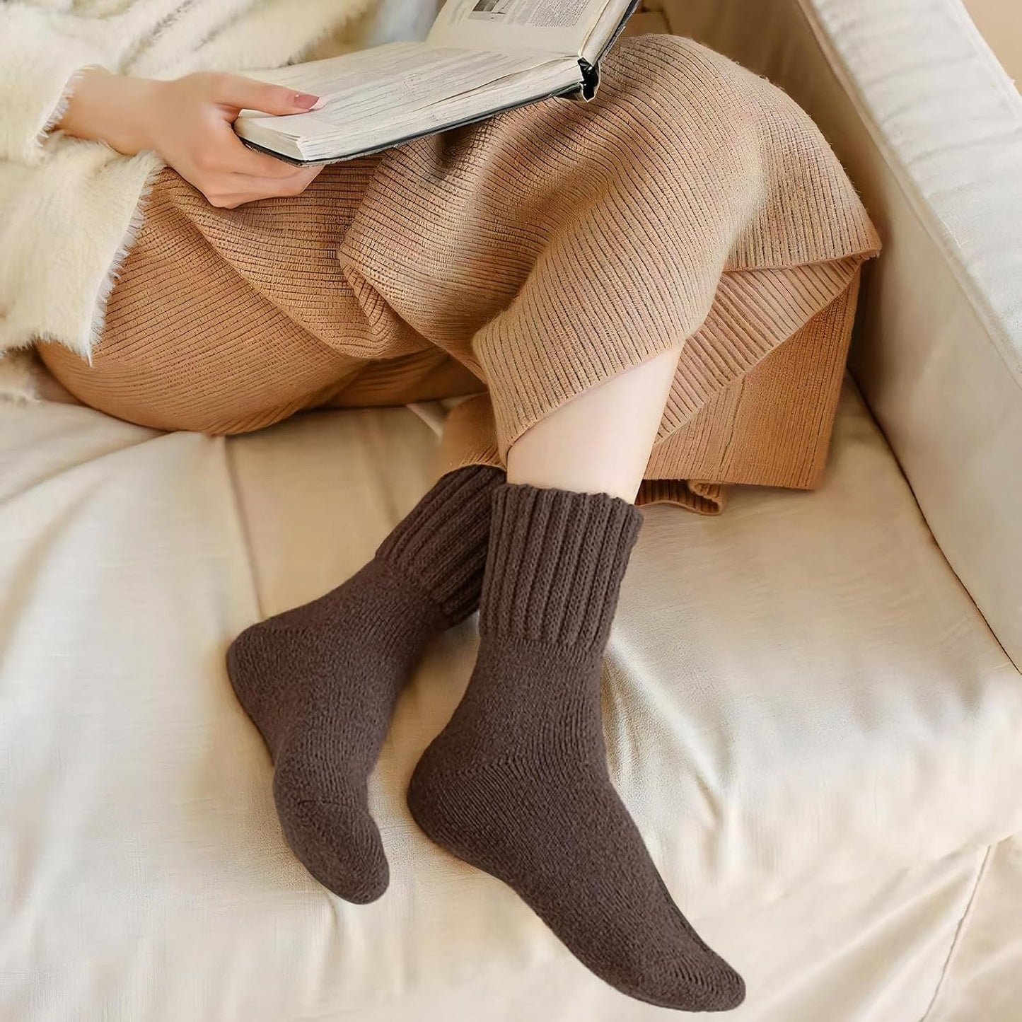 ⚡⚡LAST DAY EACH ONLY £1.99!!🧦5 Pairs Women's Solid Mid-calf Socks🎁