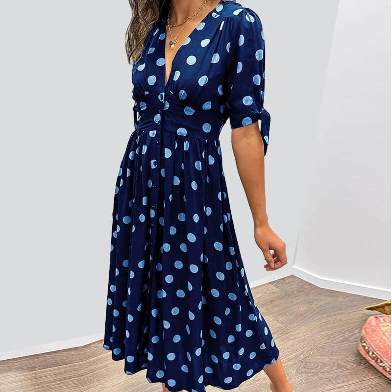 💃Dress in polka dots with deep V neckline