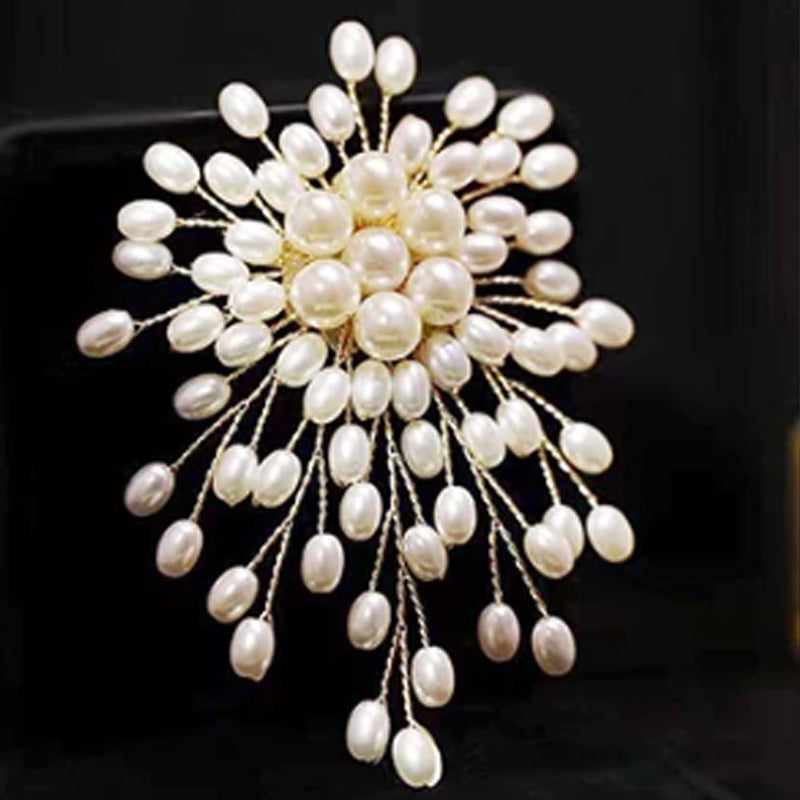 💖BUY 1 GET 1 FREE✨Ladies' high-end exquisite handmade pearl brooch