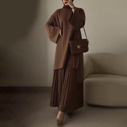 Elegant two-piece women's set with pleats