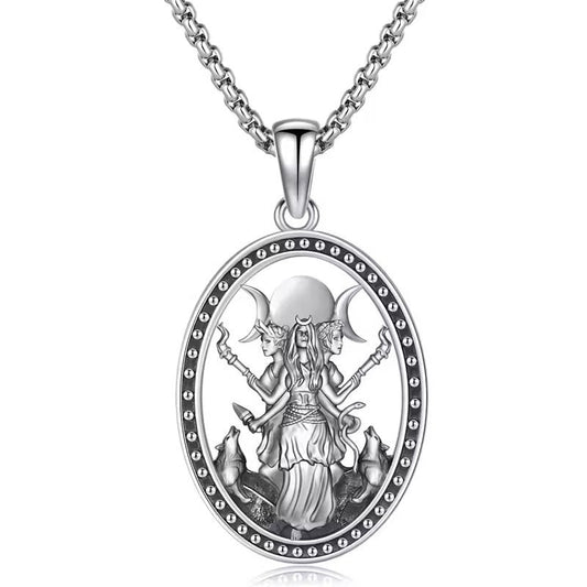 ✨ Moonlight Muse Necklace – 🌙 Vintage Oval Pendant for the Modern Goddess 💫