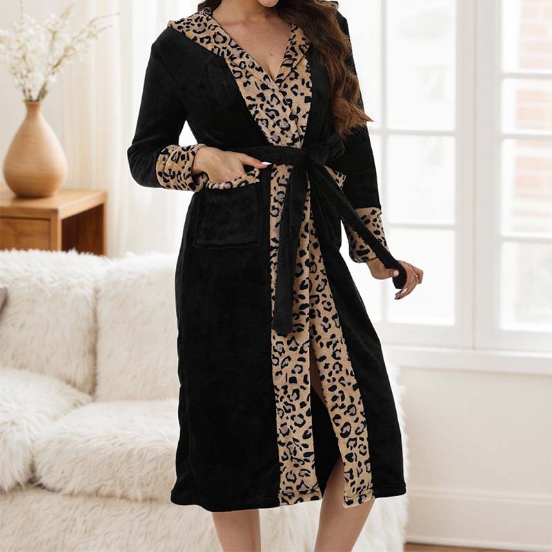 Women’s Cozy Hooded Leopard Print Bathrobe