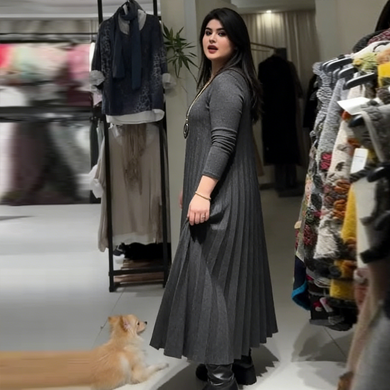 Women's Long Sleeve Pleated Maxi Dress