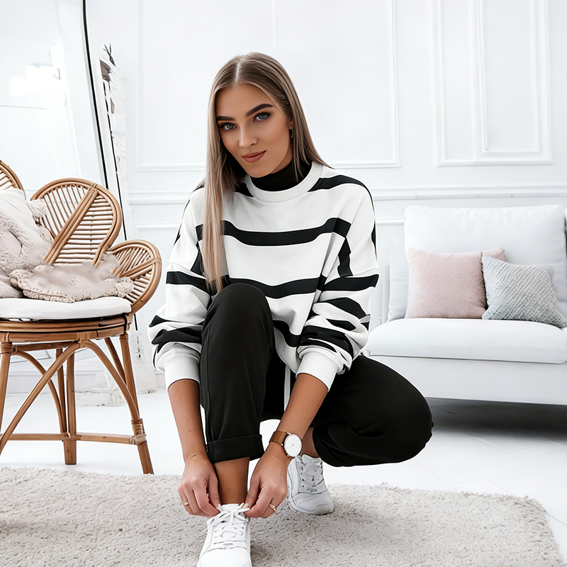 👚 60% OFF NOW ! 💕 Women's Striped 2-Piece Tracksuit Set – Soft & Stretchy Fabric, Relaxed Fit & Perfect for Loungewear ✨