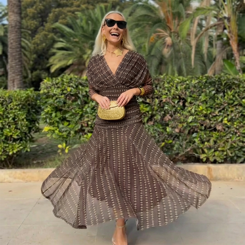 Bohemian V-Neck Ruched Mesh Maxi Dress👗