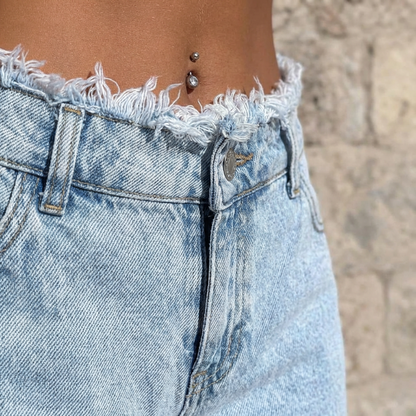 ✨🔥High-Waist Wide-Leg Jeans with Frayed Hem👖