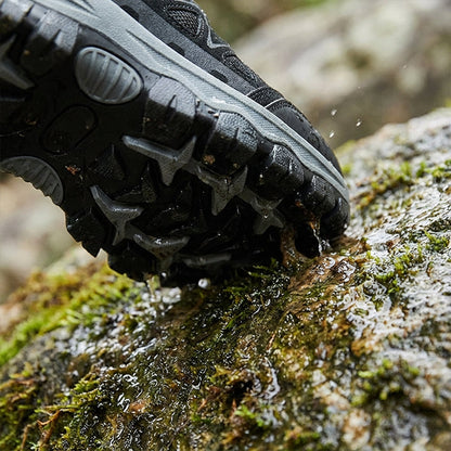 🥾Men's Lightweight Hiking Shoes – Breathable Mesh, Non-Slip Grip & Cushioned Sole