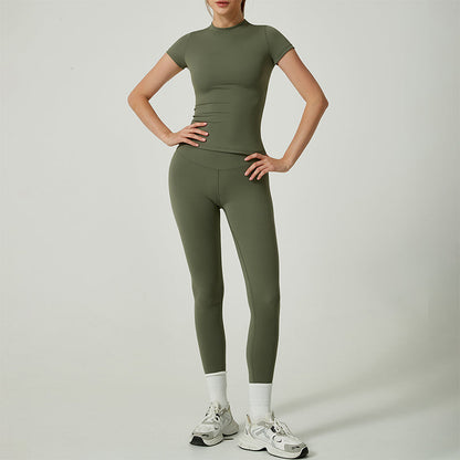 🏃‍♀️Women's 2-Piece Activewear Set – High-Stretch, Moisture-Wicking & Buttery-Soft