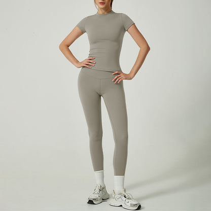 🏃‍♀️Women's 2-Piece Activewear Set – High-Stretch, Moisture-Wicking & Buttery-Soft