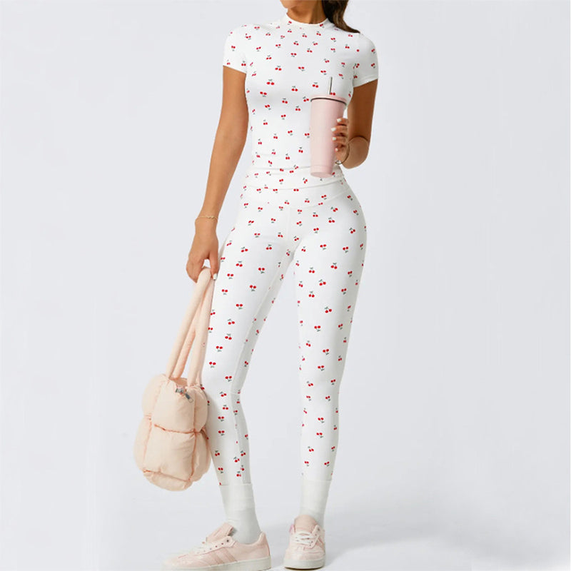 🏃‍♀️Women's 2-Piece Activewear Set – High-Stretch, Moisture-Wicking & Buttery-Soft