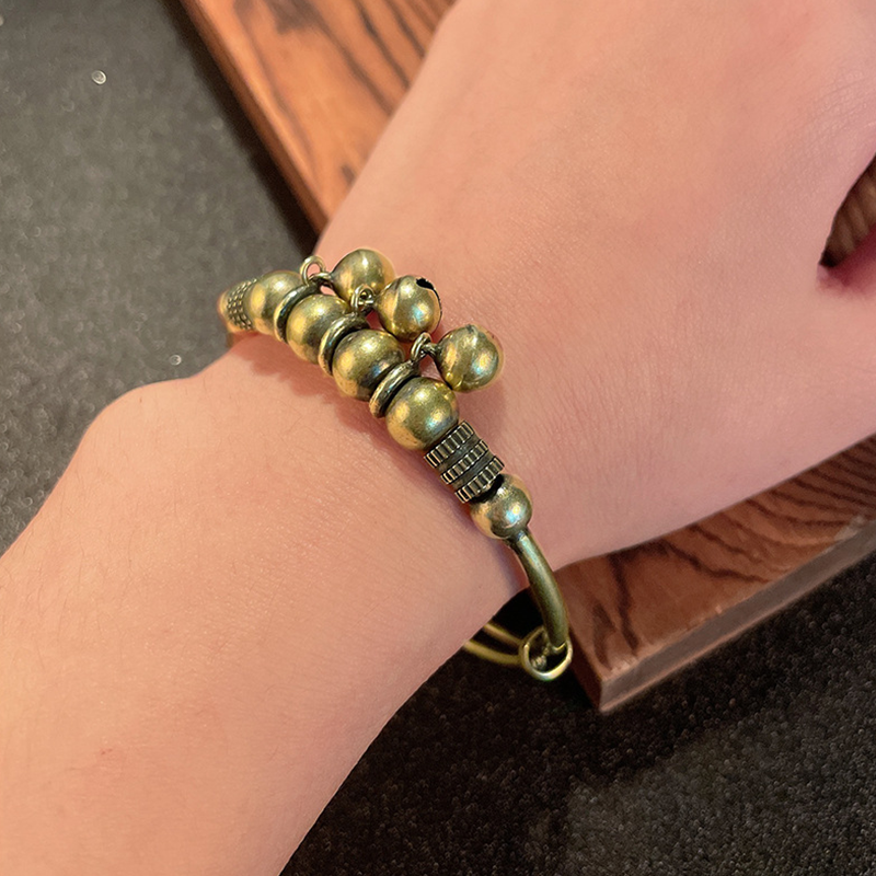 ✨ 50% OFF NOW! 🔔 Push-Pull Adjustable Bell Bangle – Stylish, stretchable & perfect for daily wear – slips on and off easily 💎