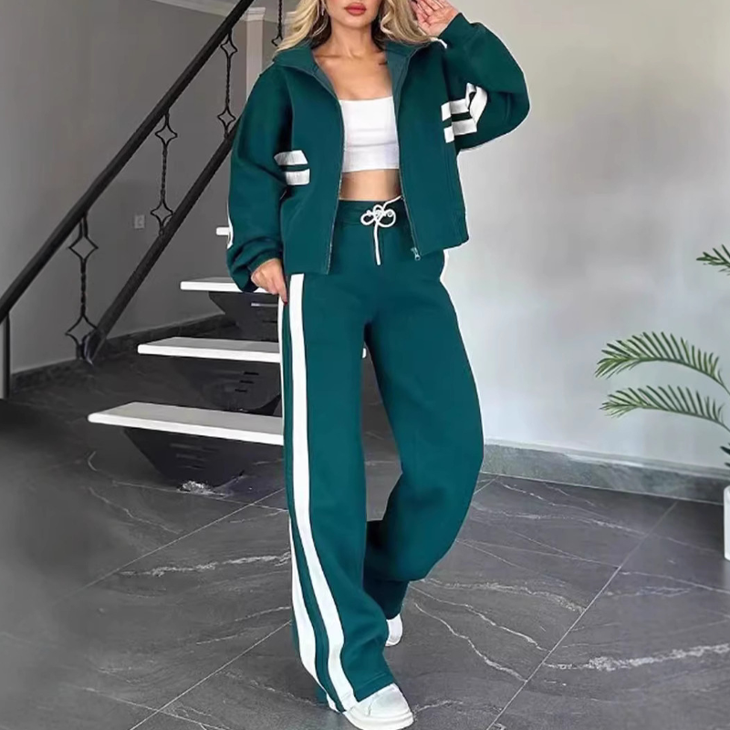 Women's Stripe Sporty 2-Piece Set